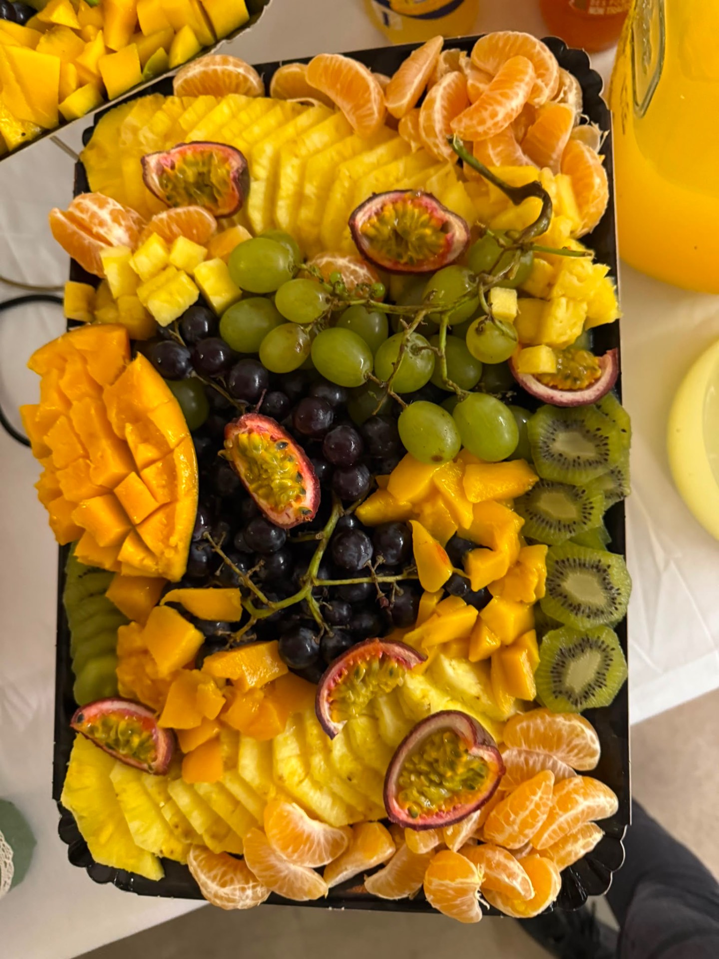 Plateau de fruits frais exotiques